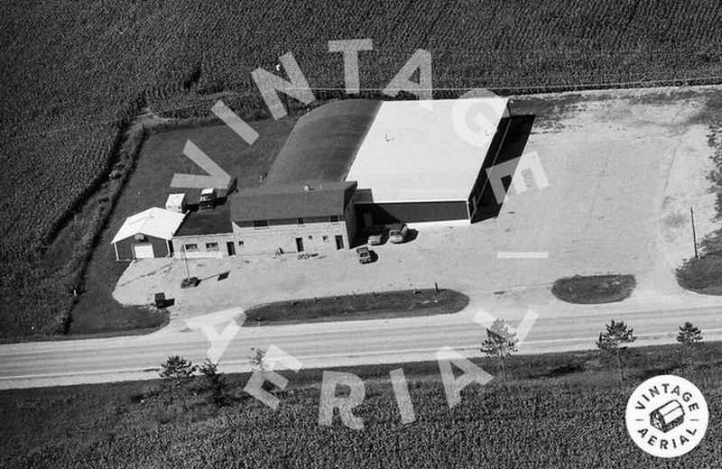 Hi-Skore Lanes & Bar - 1989 (newer photo)